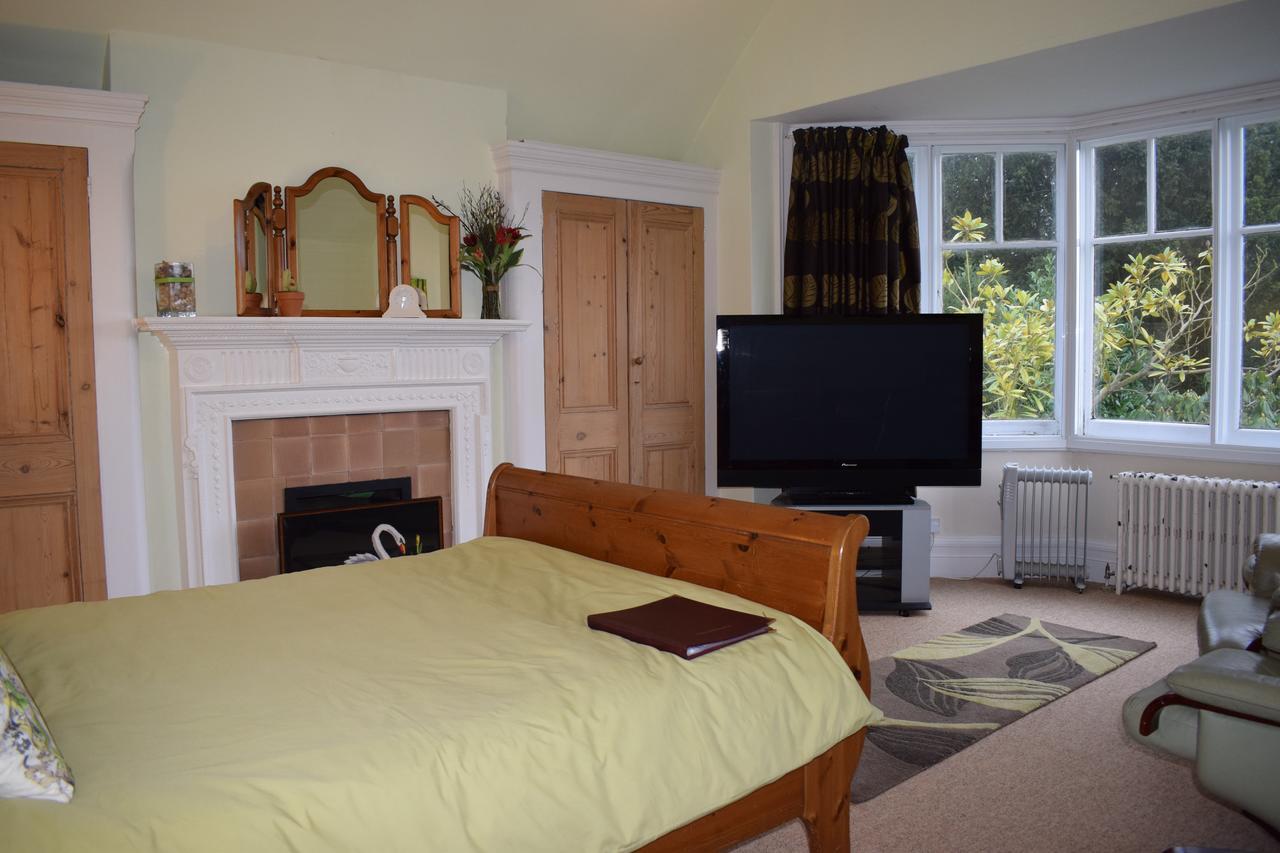 Heatherbank B&B Sandhurst  Exterior photo